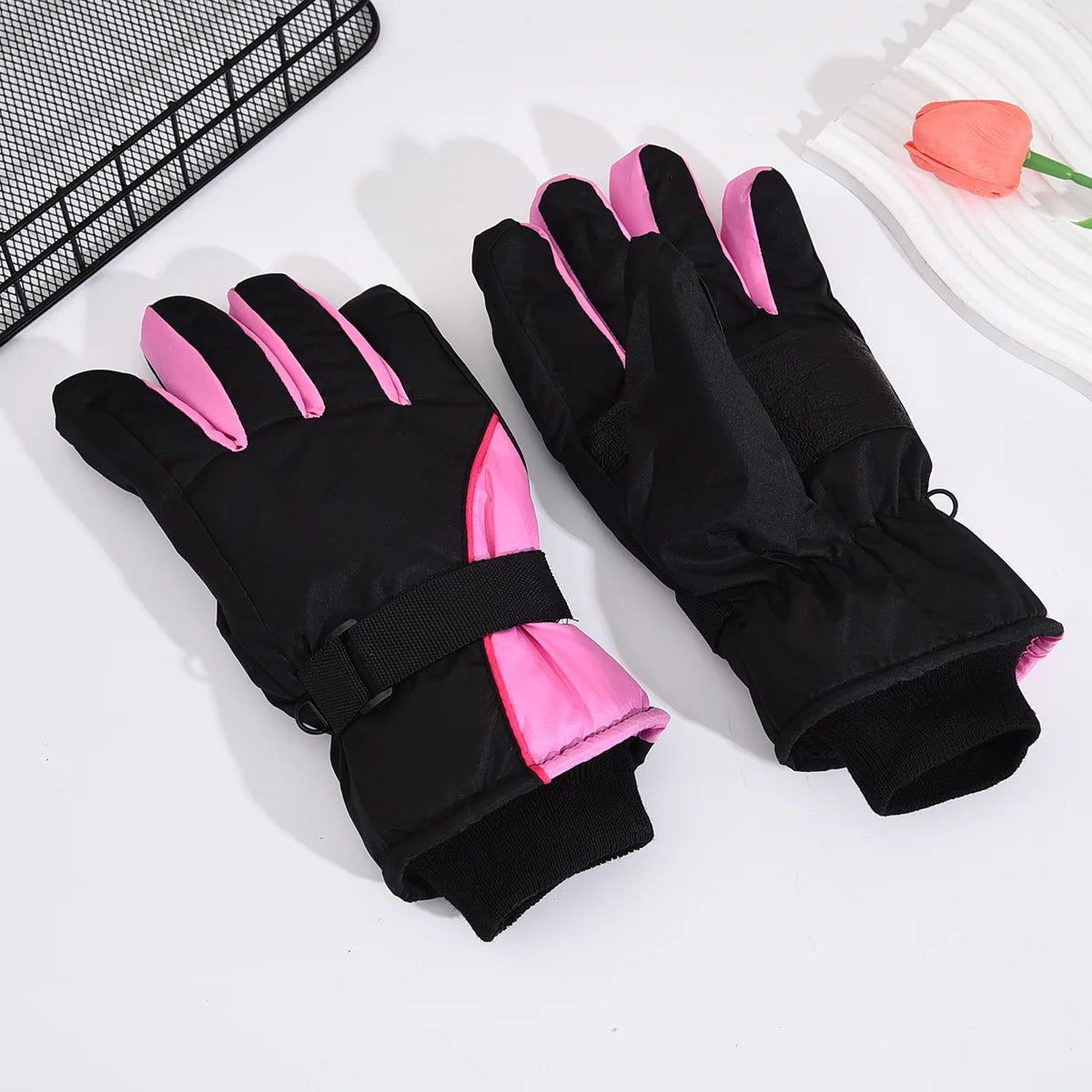Fashion Windproof Ski Gloves Non Slip Waterproof Winter Gloves Thickened Hand Warm Touchscreen Gloves Winter Sports