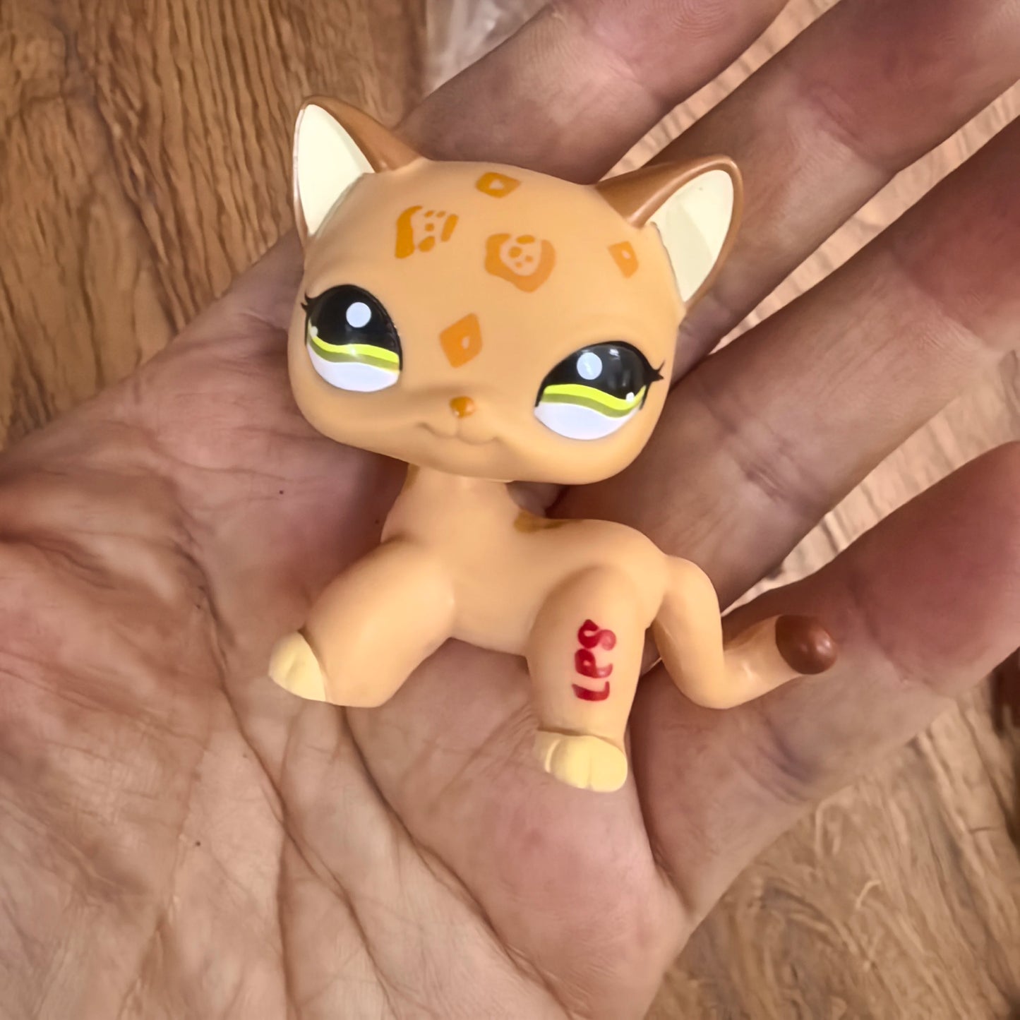 Little Baby pets LPS Cute Short Hair Cats Deer Tortoise Bear Monkey Dolphin Spaniel Dogs Tortoise Figure Toy Gift