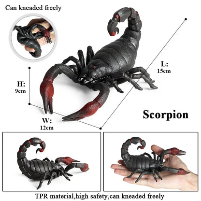Oenux Insect Animal Wild Reptile Model Soft TPR Mantis Lizard Chameleon Housefly Gekko Action Figures Halloween Trick Kid Toy