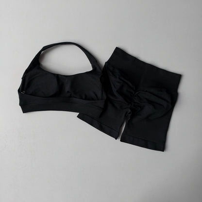 2 Pieces Yoga Suit for Women Seamless Fitness Gym Clothes Halter Sports Bra Matching Shorts Workout Sets Gym Set Outfit
