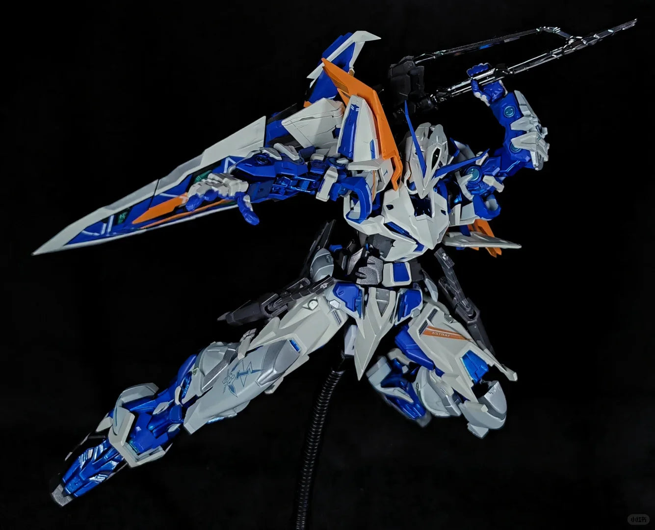 HG 1/144 Astray Blue Frame Snap-Fit Assembly Model Kit Multi-Joint Action Figure Plastic Model Desktop Ornament Collectable Gift