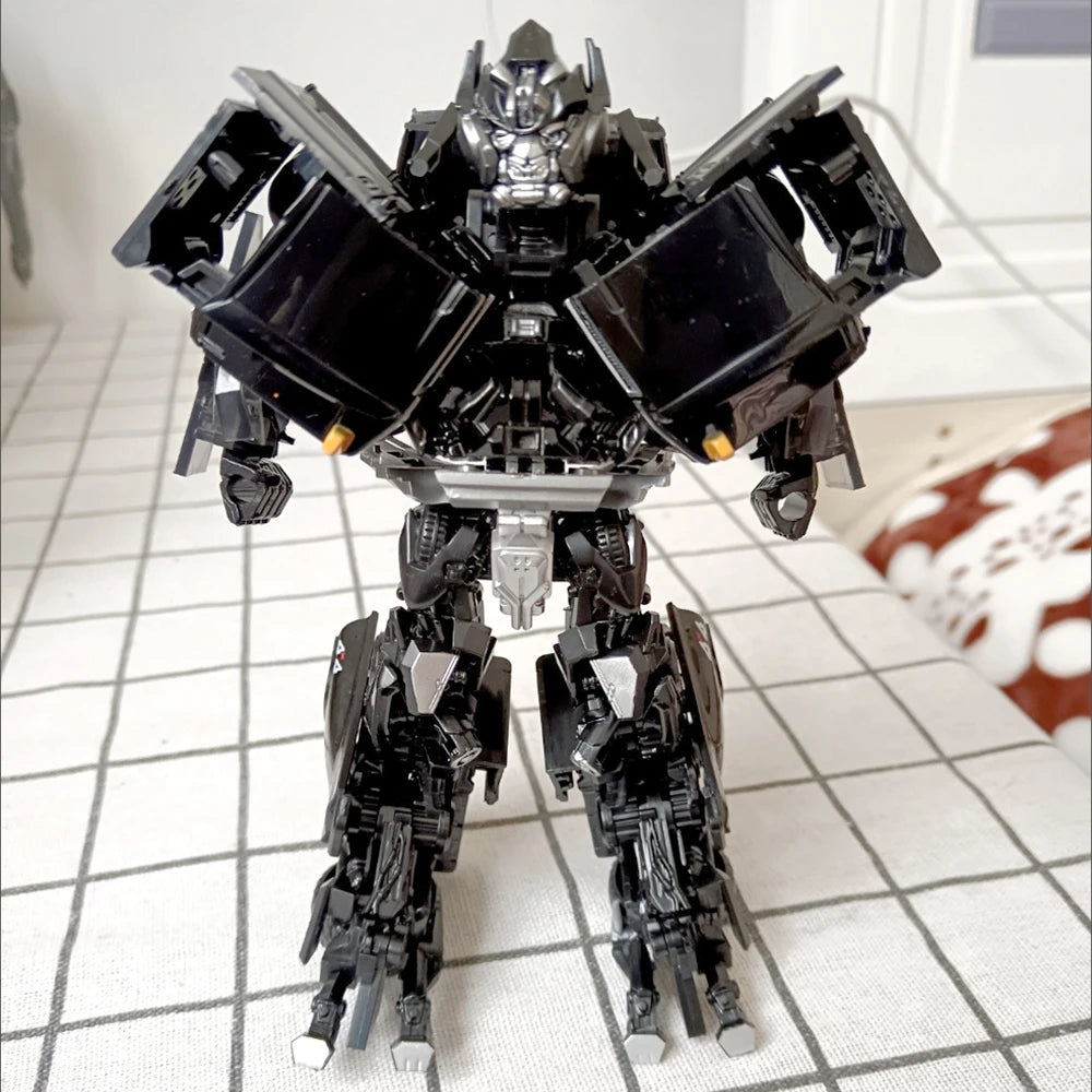 Baiwei Shockwave TW1028 Transformation Toys Sentinel Prime TW1024 Model Ironhide TW1026 Robot Bumblebe TW1025 Figure TW1030