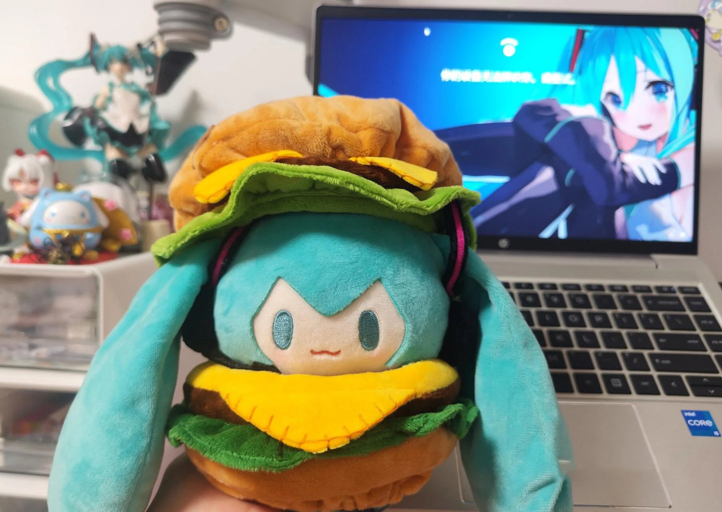 15cm Hatsune Miku Kawaii Q Version Figure Doll Anime Peripheral Keychain Bag Pendant Toy Collection Model Ornament Toys Gifts