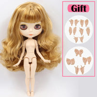 doll hand ab 8