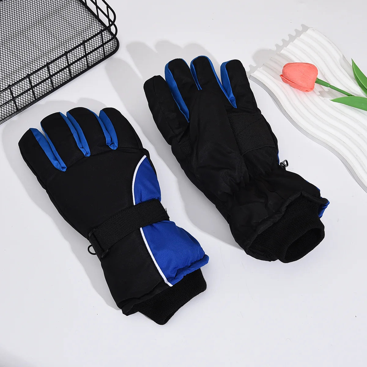 Fashion Windproof Ski Gloves Non Slip Waterproof Winter Gloves Thickened Hand Warm Touchscreen Gloves Winter Sports