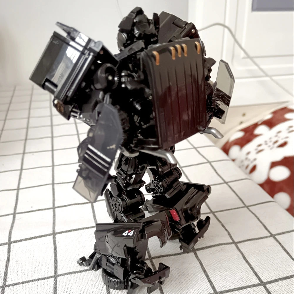 Baiwei Shockwave TW1028 Transformation Toys Sentinel Prime TW1024 Model Ironhide TW1026 Robot Bumblebe TW1025 Figure TW1030