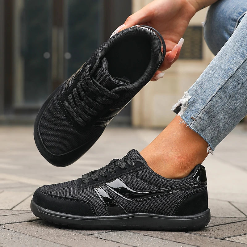 Women's Wide Toe Shoes Sneakers Barefoot Casual Wide Last Fashionable Canvas Black Flat Board Shoes Breathable Mesh Men's Shoes