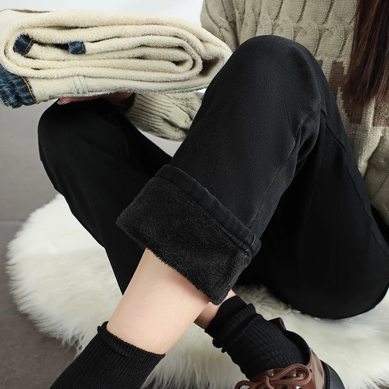 Fleece-Lined Straight-Leg Stretch Jeans