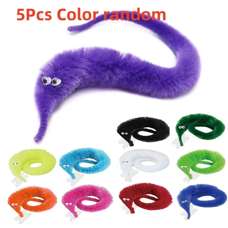 Magic Tricks Twisty Worm Magic Toys Party Favors Fuzzy Worm On A String Christmas Halloween Wizard Strange Trick Toys For Kids