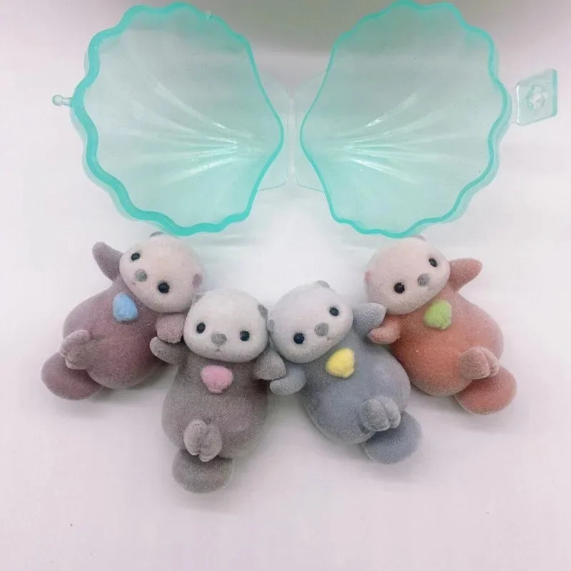 Gashapon Capsule Toy Kawaii Flocking Hand in Hand Otter Shell Animals Figures Model Toys Desktop Decoratoion Ornament Kids Gifts