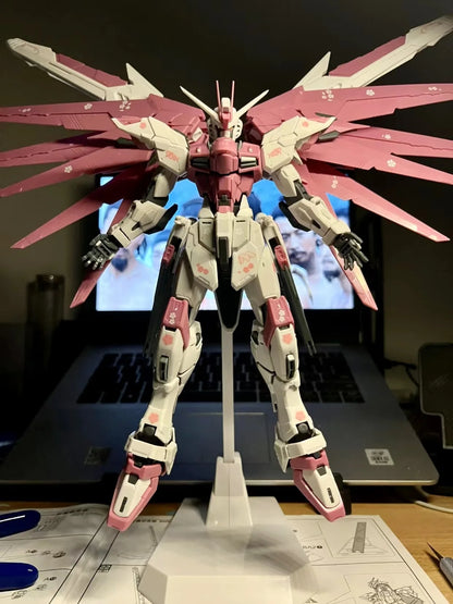 Mg Cherry Blossom Freedom 2.0 Magic Change 1/100 With Cherry Blossom Water Stickers Model Action Figures Toys Collectibles Gifts