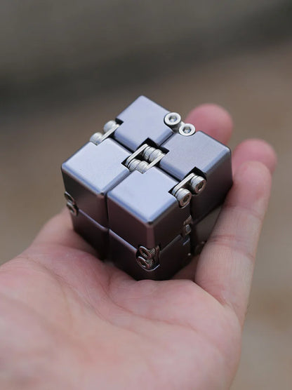 Fashion Metal Infinite Magic Cube New Unique Upgraded Disassembled Assembled Developing Intelligence Decompression Toy