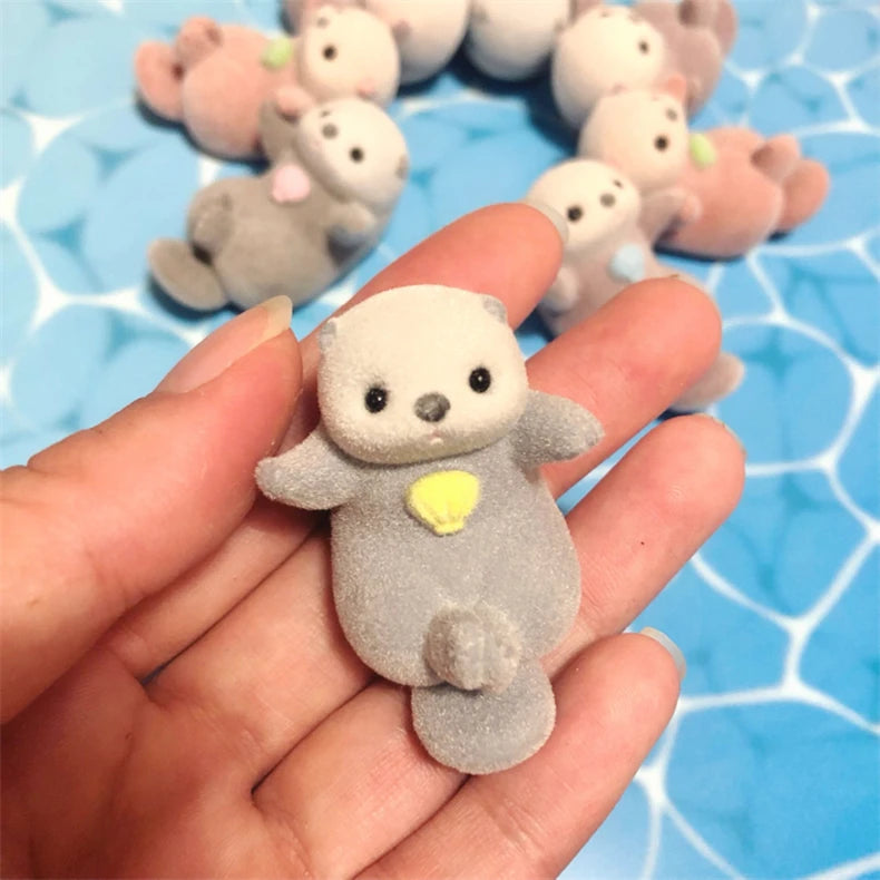 Gashapon Capsule Toy Kawaii Flocking Hand in Hand Otter Shell Animals Figures Model Toys Desktop Decoratoion Ornament Kids Gifts