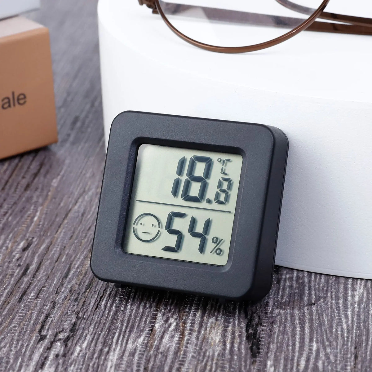 4pcs Mini LCD Hygrometer Thermometer Indoor Household New Digital Temperature Humidity Meter Digital Display Wall Mounted Sensor