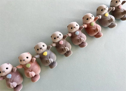 Gashapon Capsule Toy Kawaii Flocking Hand in Hand Otter Shell Animals Figures Model Toys Desktop Decoratoion Ornament Kids Gifts