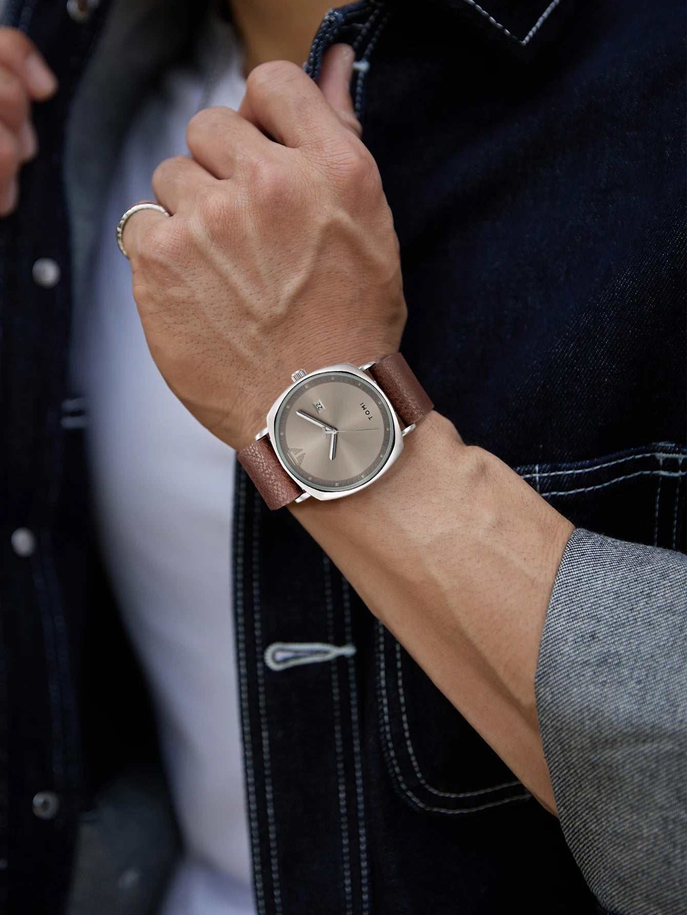 TOMI Men's Watch Minimalist Fashion Sports Watch Calendar Leather Casual Quartz Watch