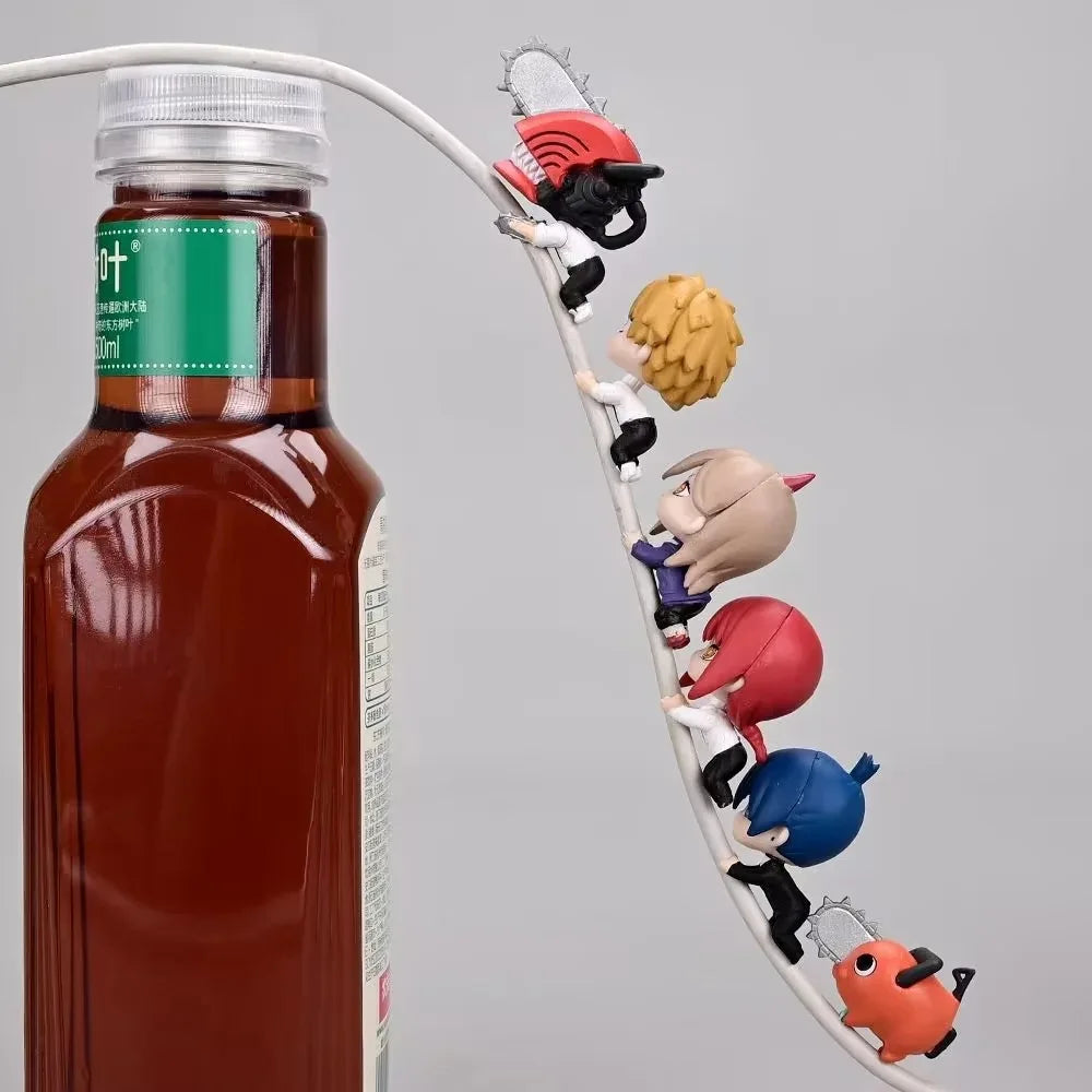 6pcs/set Cute Chainsaw Man Phone Data Charging Line Decoration PVC Action Figures Toys