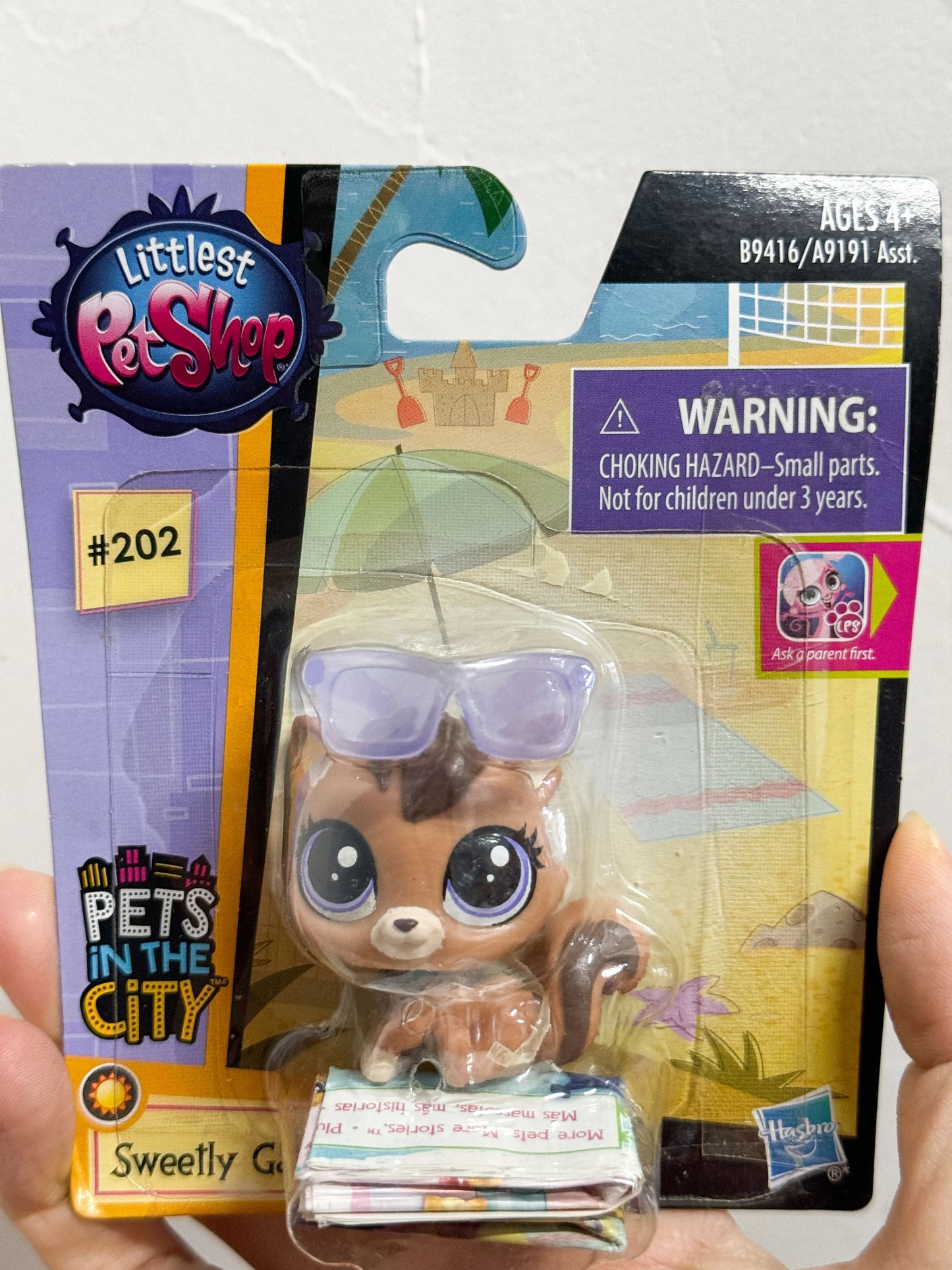 Hasbro Littlest Pet Shop Doll Toys Original Cute Animal Action Figure Mini Dolls Q Pets Toy Children Birthday Gifts Collection