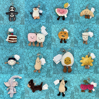 Hot tea bag Jc Cute Plush Toy label cute girl bag charm plush toy keychain Kawaii plush toy Limited New Gift bag