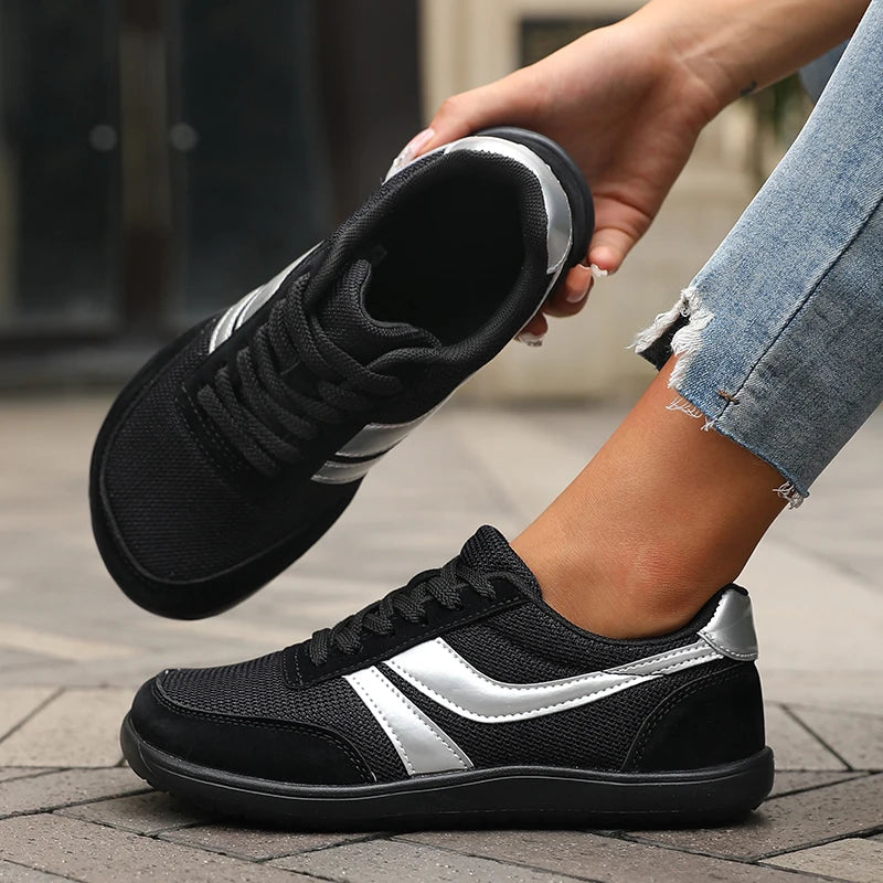 Women's Wide Toe Shoes Sneakers Barefoot Casual Wide Last Fashionable Canvas Black Flat Board Shoes Breathable Mesh Men's Shoes