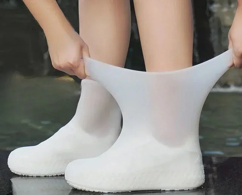 1 Pair latex WaterProof Shoe Covers Lip-resistant Rubber Rain Boot Rain Gear Overshoes Accessories for Outdoor Rainy Day
