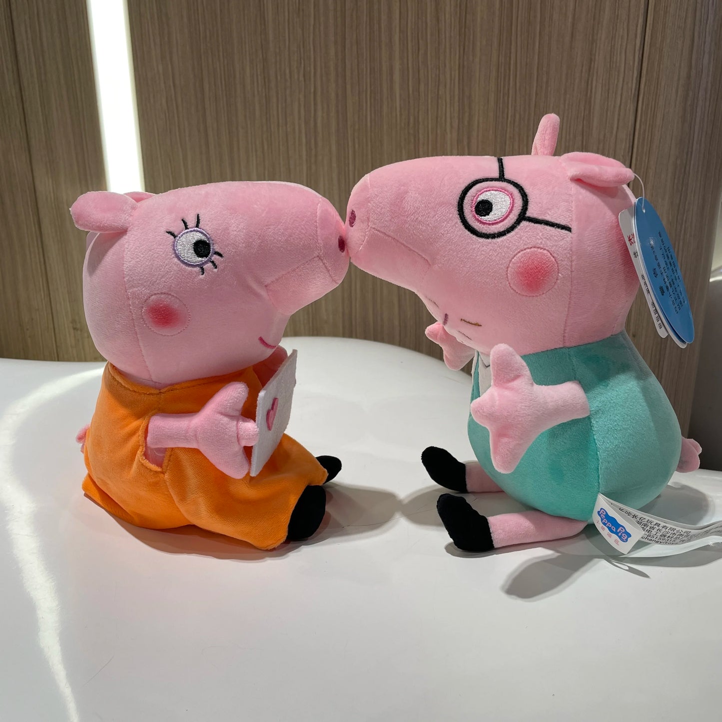 30CM Genuine Peppa Pig Plush Stuffed Doll Peppa George Mom Dad Model Children's Toys Cartoon Anime Figure Kids Birthday Gifts