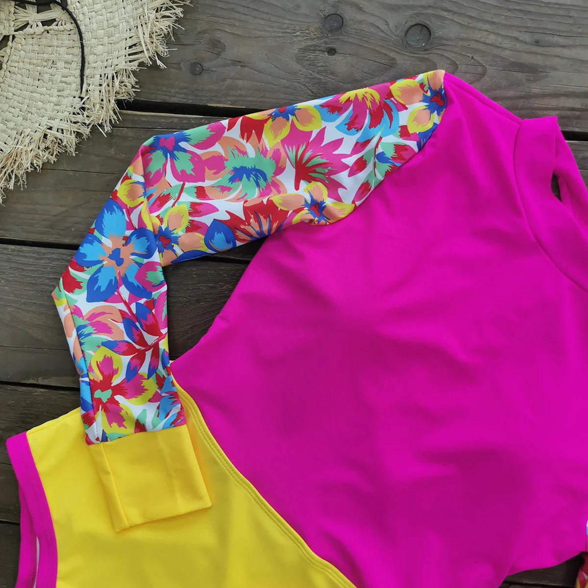 New Patchwork One-Piece Swimsuit Long Sleeve Swimwear Sports Backless Women's Swimming Bathing Suit Beach Wear Bather Surfing